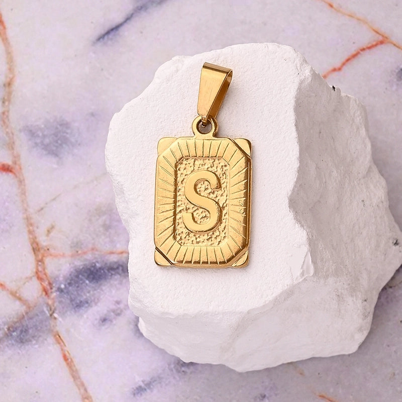 1 Pc/Package 27x17mm 10x5mm 304 Stainless Steel 18K Gold Plated Letter Simple Polished Pendant Jewelry Accessories