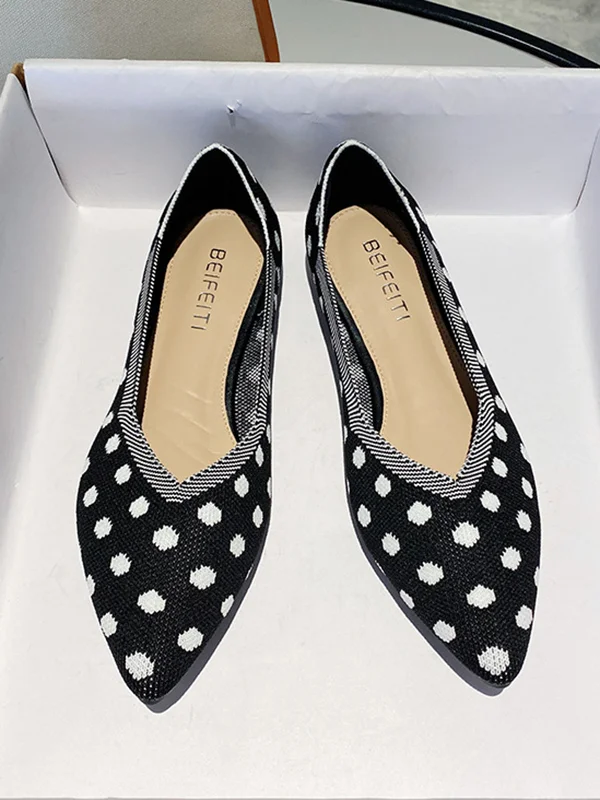 V-Cut Polka-Dot Pointed-Toe Contrast Color Low Heels Flat Shoes