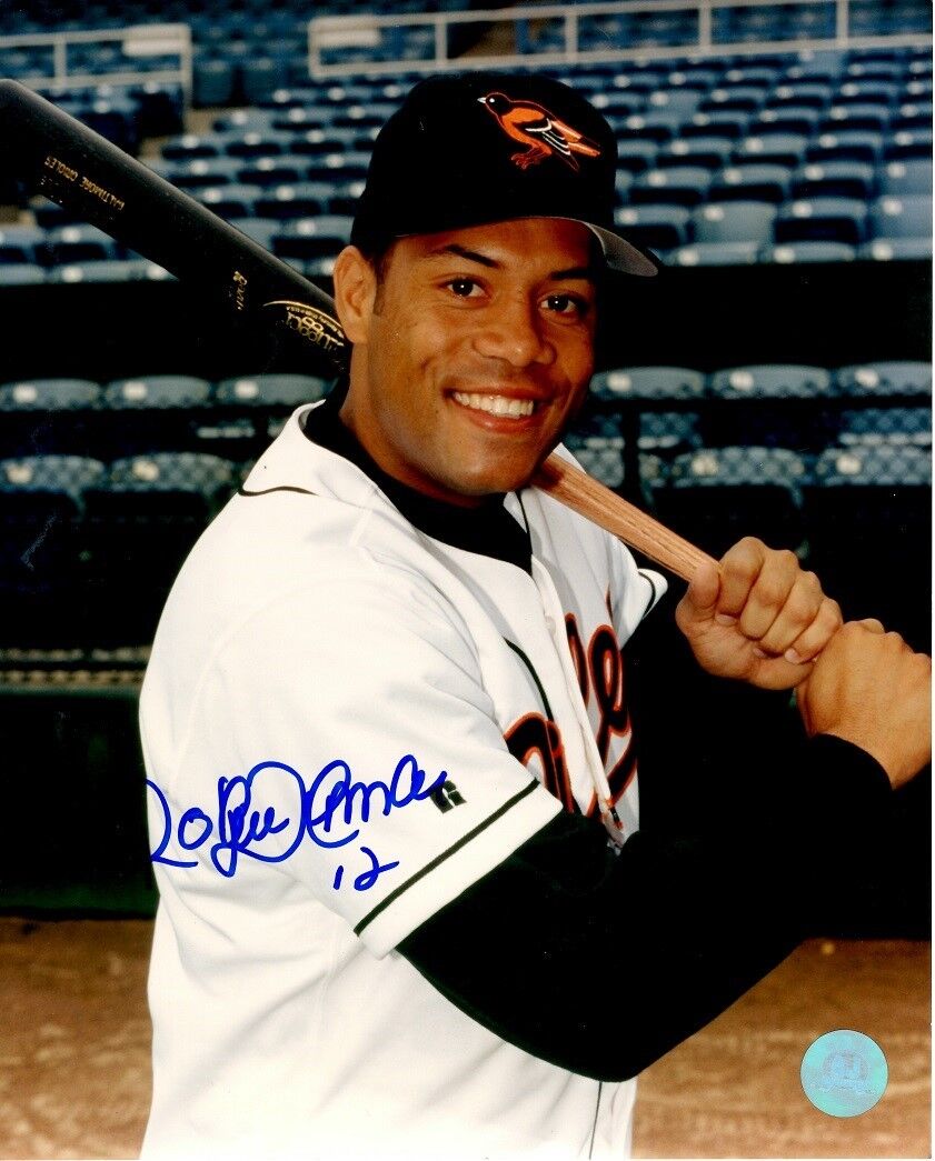 Signed 8x10 Roberto Alomar Baltimore Orioles Autographed Photo Poster painting - COA