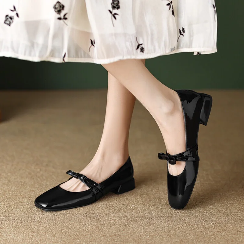 Zhungei Retro Women Shoe 2023 Autumn Lacquer Leather Bow Single Shoe Fashion Mary Jane Shoe Women Low Heels Elegant Leather Shoes