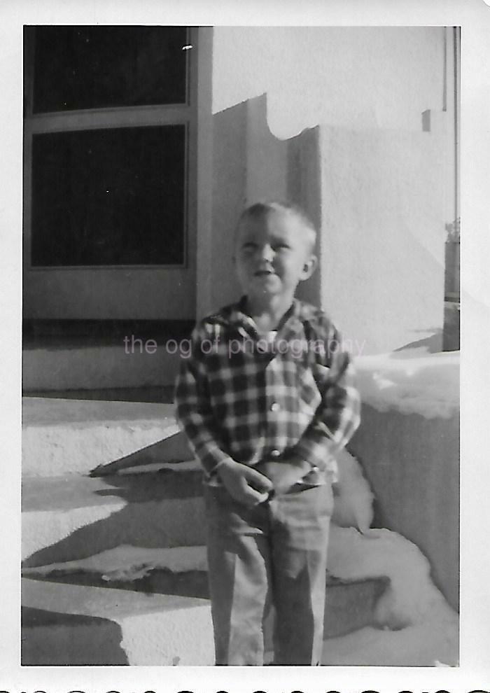 Vintage FOUND Photo Poster paintingGRAPH bw YOUNG BOY Original Snapshot 14 20 Q