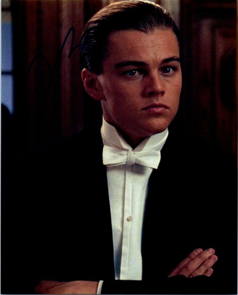 Leonardo DiCaprio autographed 8x10 Photo Poster painting signed Picture Very Nice and COA