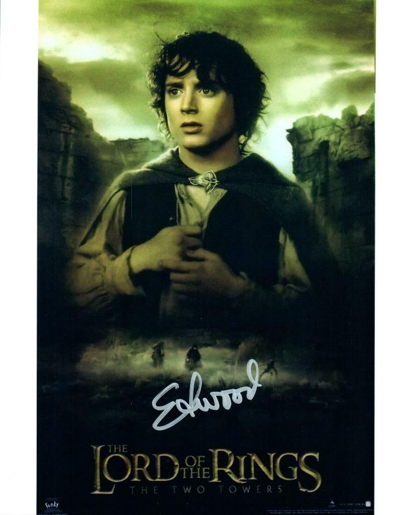 Elijah Wood autographed 8x10 Picture signed Photo Poster painting and COA