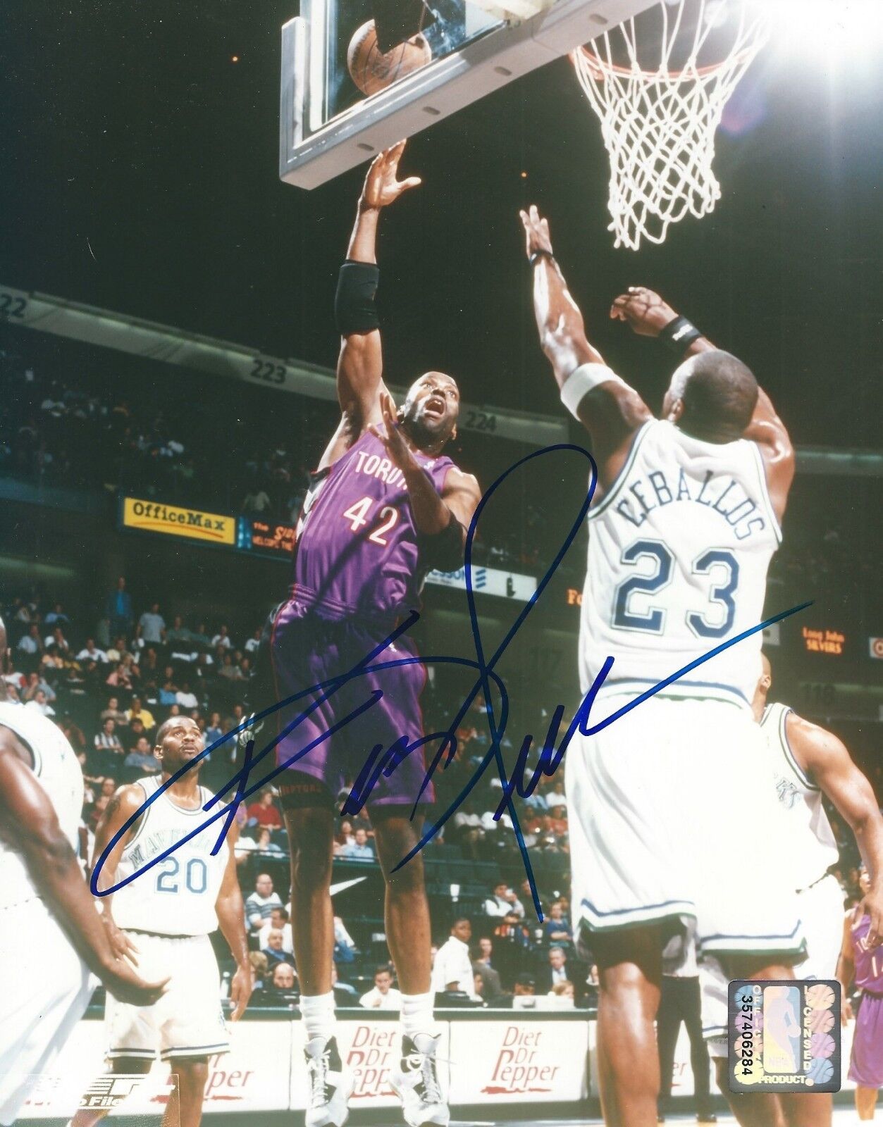 Signed 8x10 KEVIN WILLIS Toronto Raptors Autographed Photo Poster painting w/COA