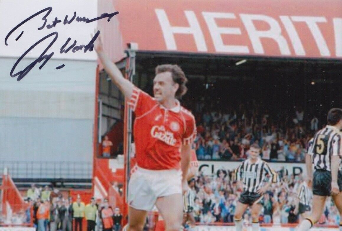 JOHN WARK HAND SIGNED 6X4 Photo Poster painting MIDDLESBROUGH FOOTBALL AUTOGRAPH 1