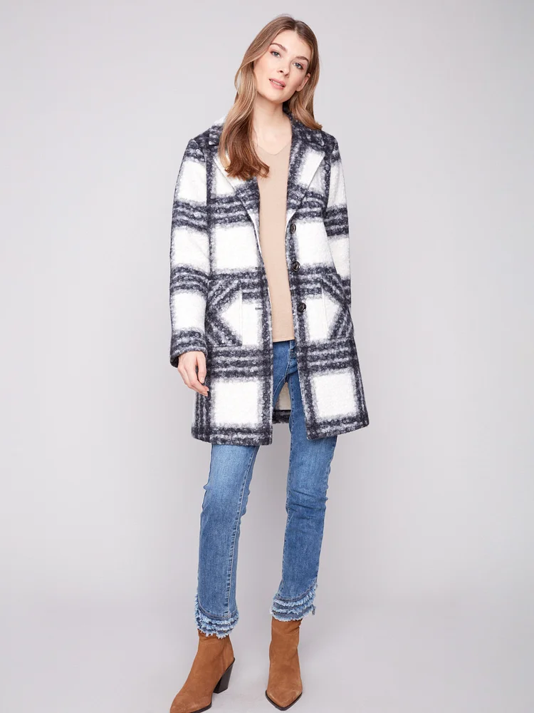 Plaid Boucl&eacute; Knit Coat - Black & White