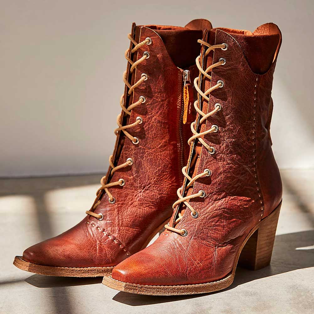 Vintage Lace Up Pointed Toe  Cowgirl Boots in Brown