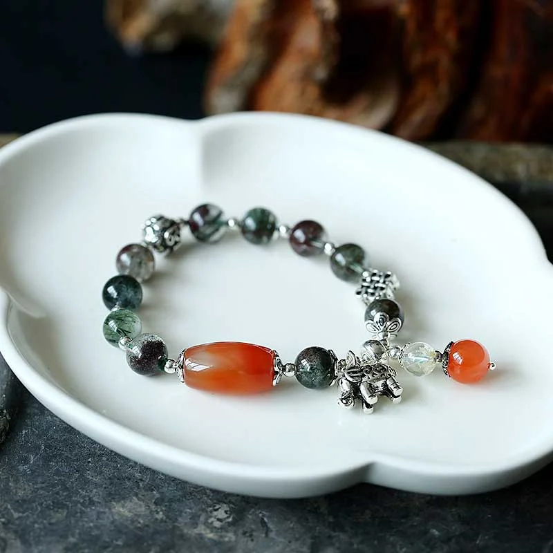 Green Phantom Red Agate Elephant Strength Healing Charm Bracelet
