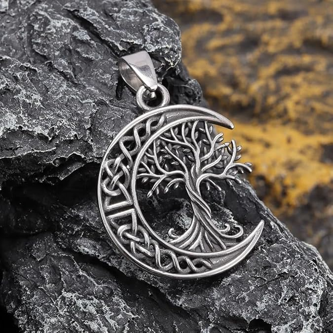 Scandinavian Tree of Life hollowed out vintage men and women daemon amulet jewelry