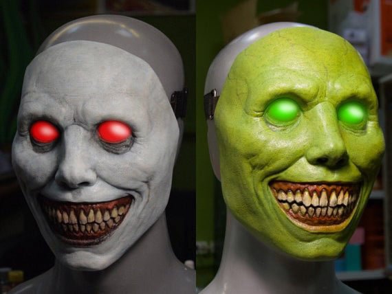 New Halloween Horror Creepy Smiling Mask-elleschic