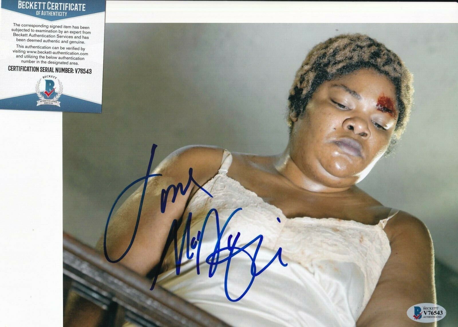 MO'NIQUE signed (PRECIOUS) Mary Movie 8X10 Photo Poster painting BECKETT BAS V76543