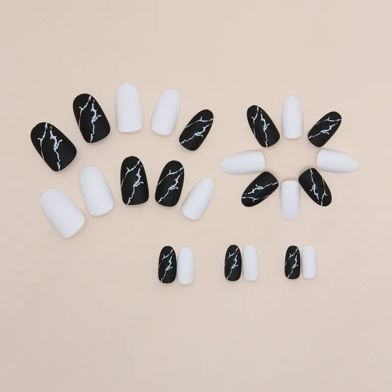 Churchf Churchf Frosted Marbled Nail Black And White Jump Color Pure Color Fake Nail Oval Round Head Wear Armor