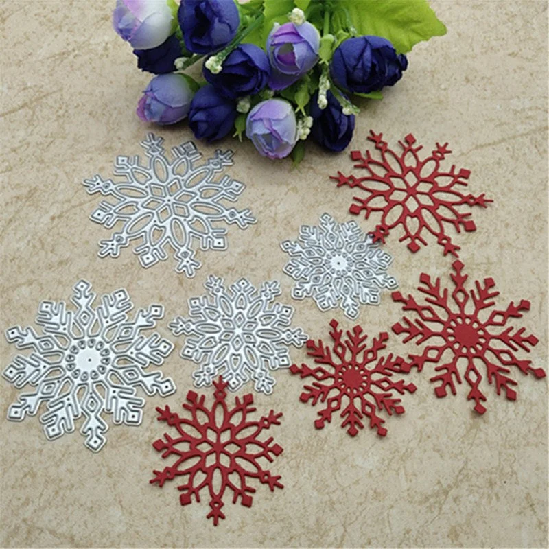 4pcs/set Snowflake Cutting Dies Christmas Dies Metal Cutting Dies Stencils for DIY Scrapbooking Album Stamp Paper Card Embossing