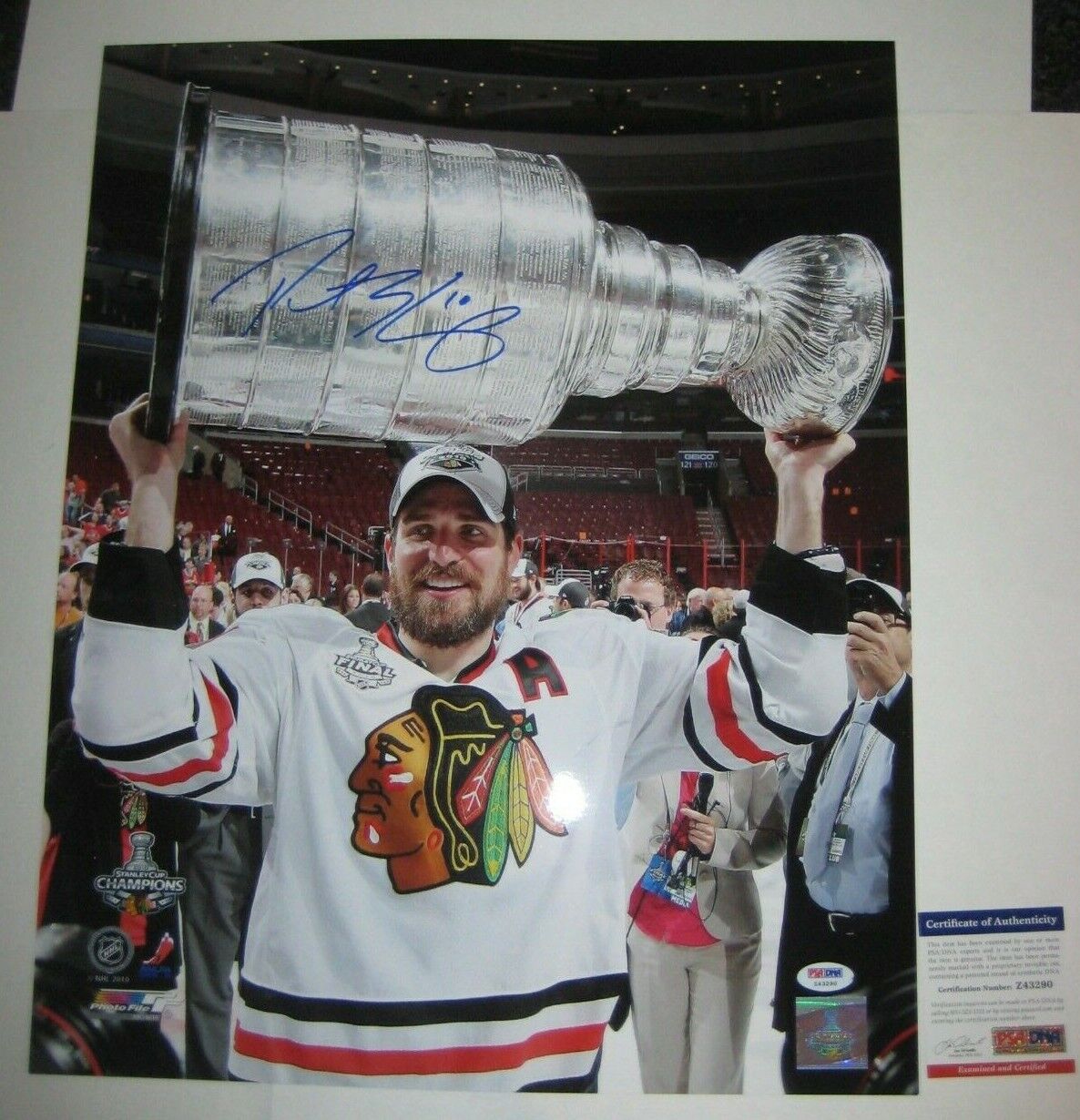 PATRICK SHARP (Blackhawks) Signed 2010 STANLEY CUP 16x20 Photo Poster painting w/ PSA COA