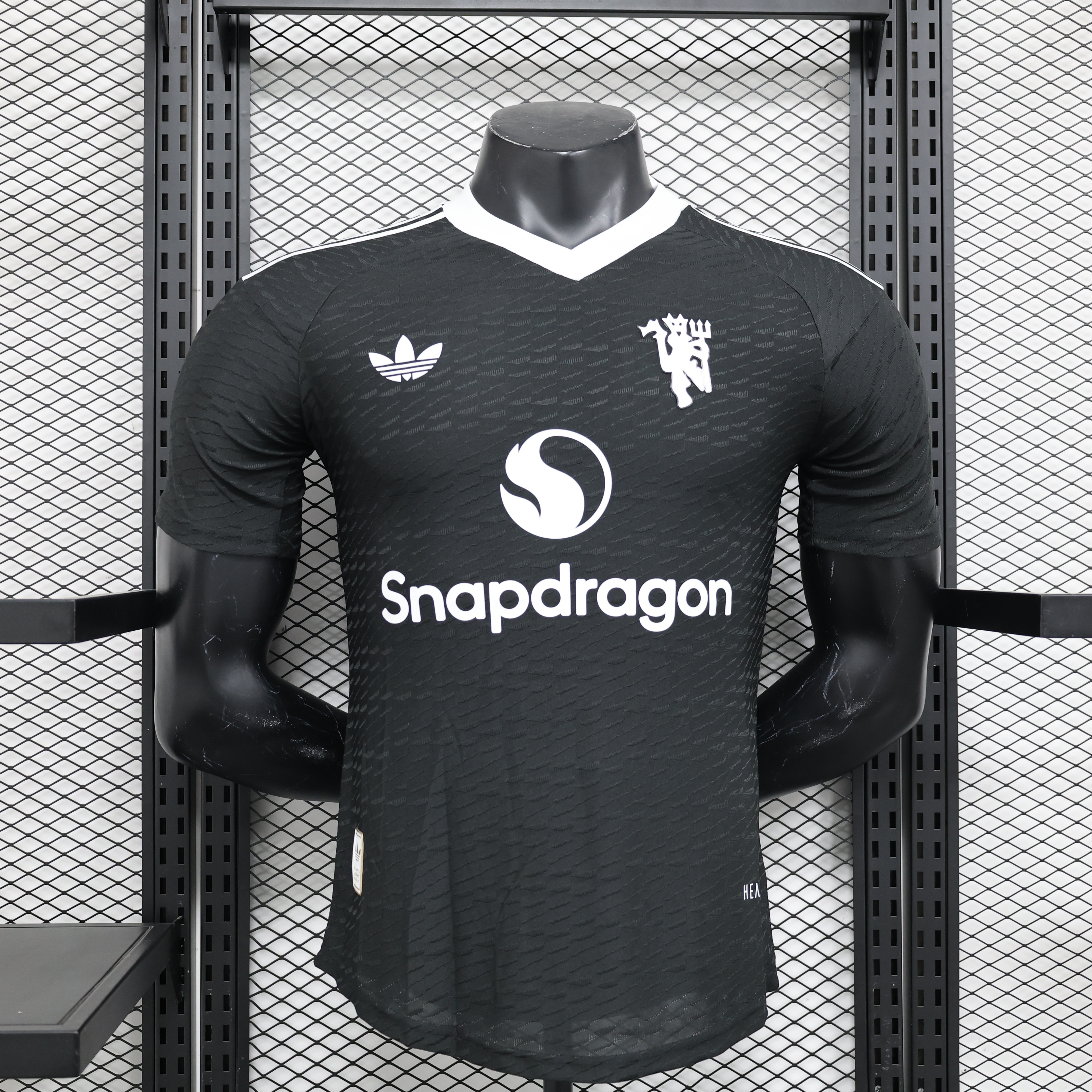 Manchester United 24-25 Goalkeeper GK Third Jersey - Player Version