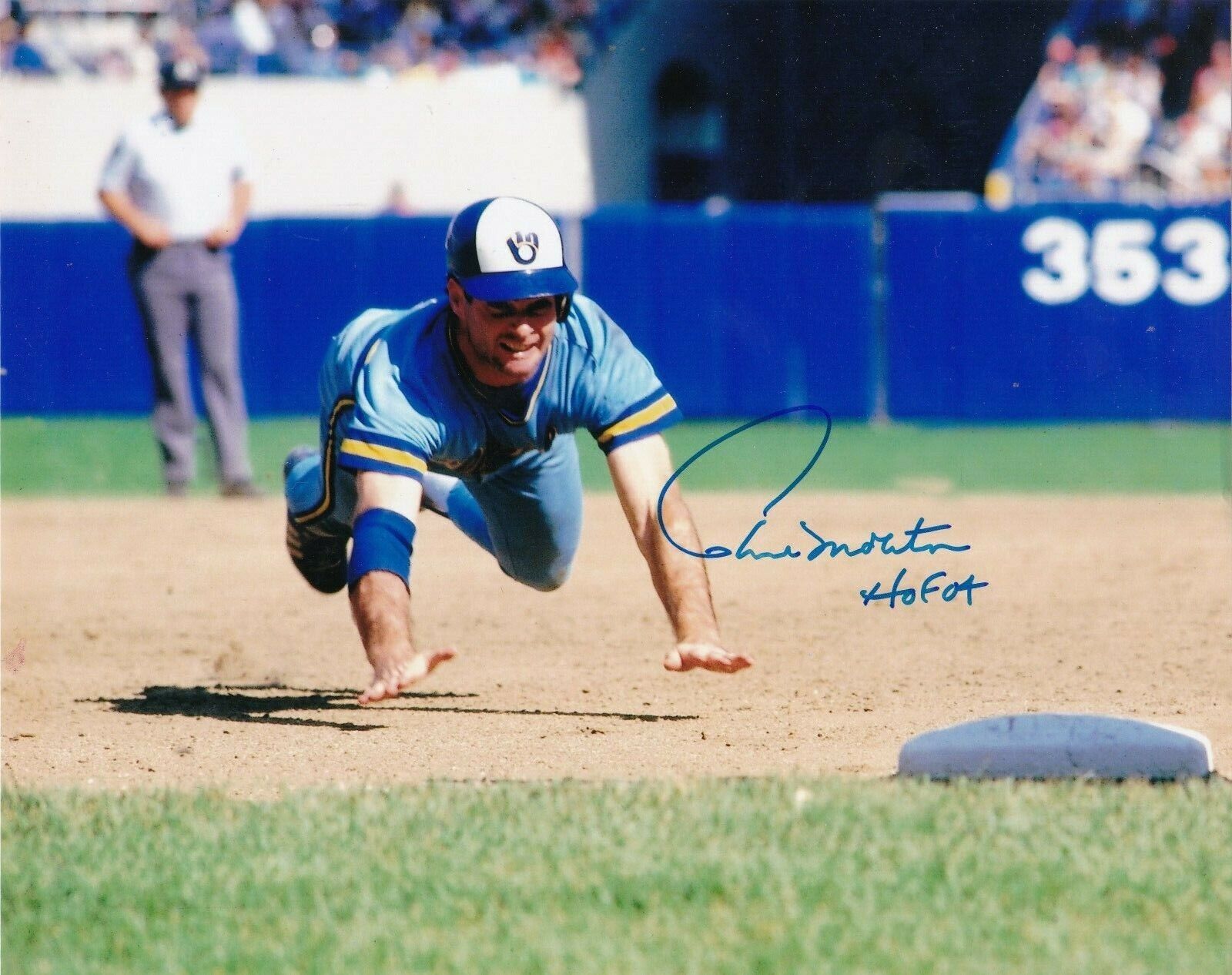 PAUL MOLITOR MILAWAUKEE BREWERS HOF 04 ACTION SIGNED 8x10