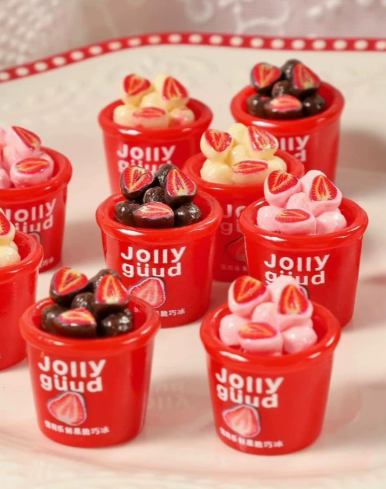 Mini Strawberry Crunch Ice Cup DIY Charm