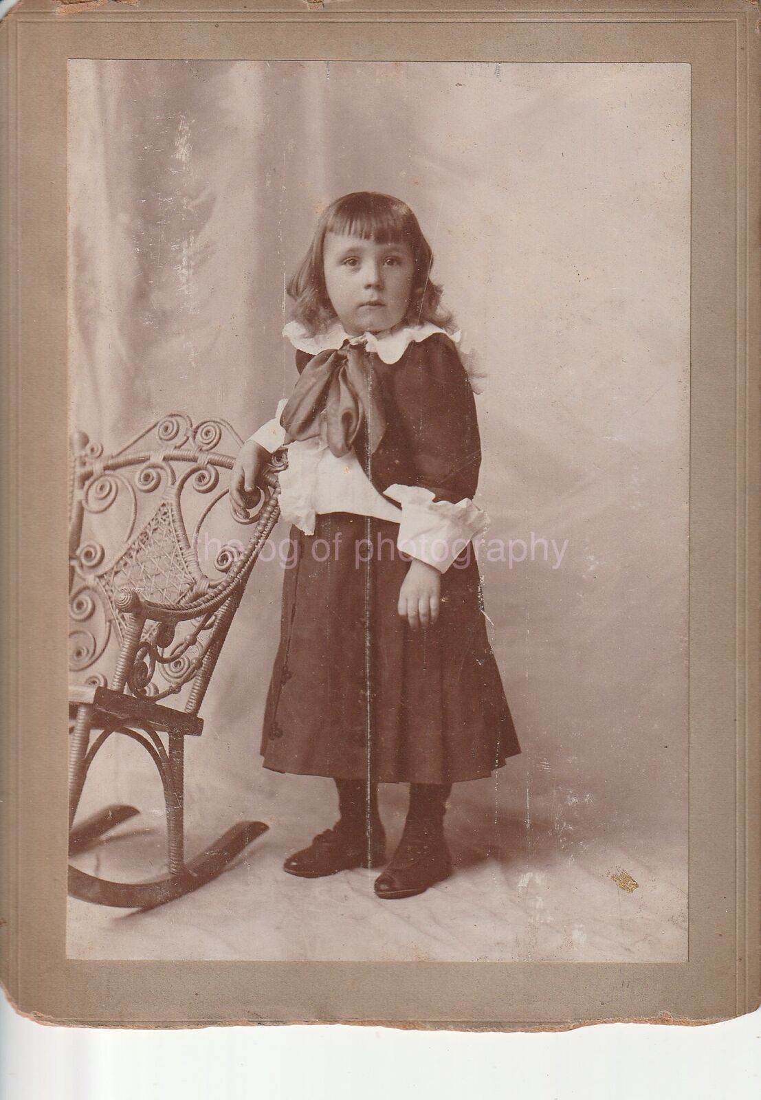 Young Child ANTIQUE FOUND Photo Poster paintingGRAPH bwPortrait OLD Vintage 88 8