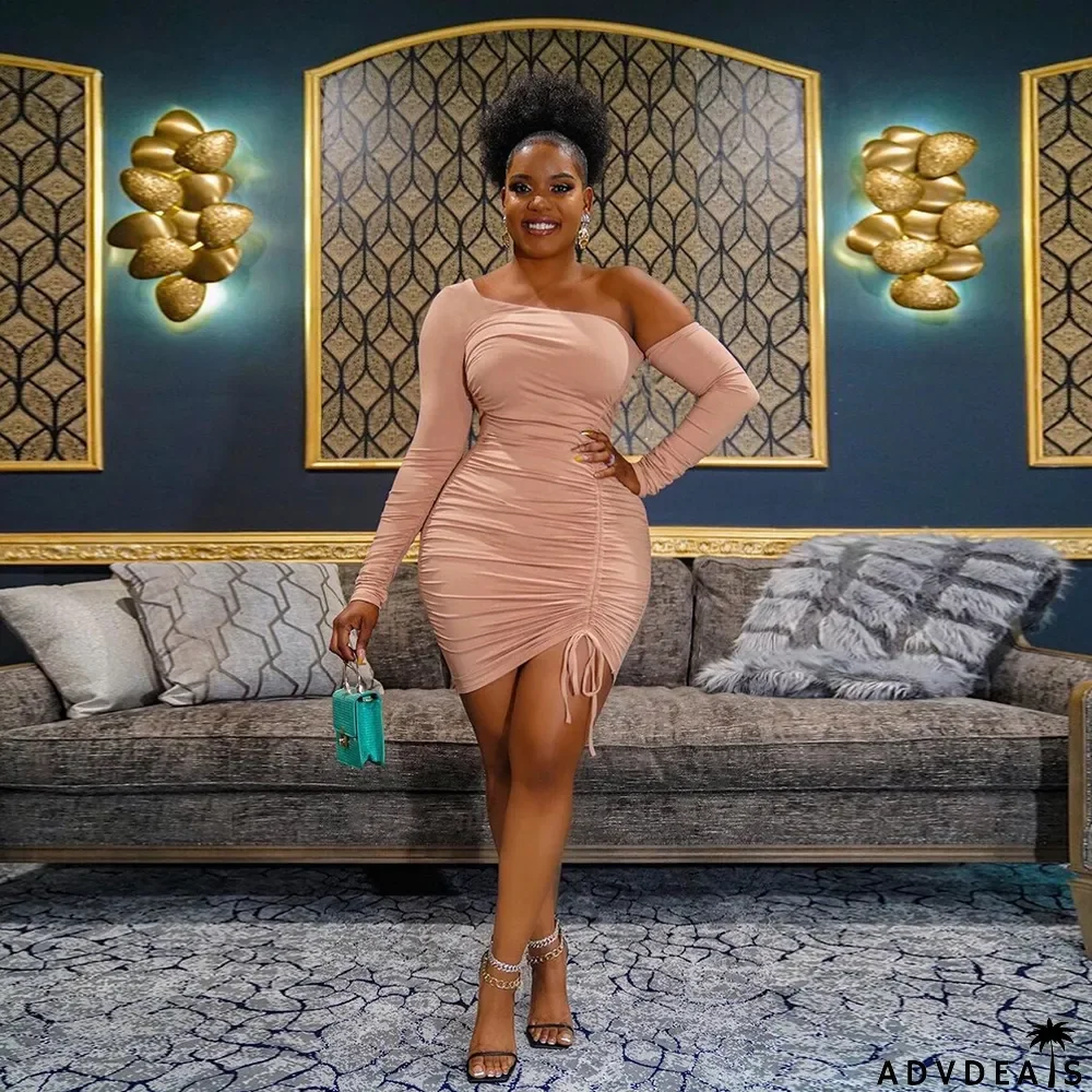 Hot Sale Fashion Sexy One-shoulder Personalized Pleated Dress