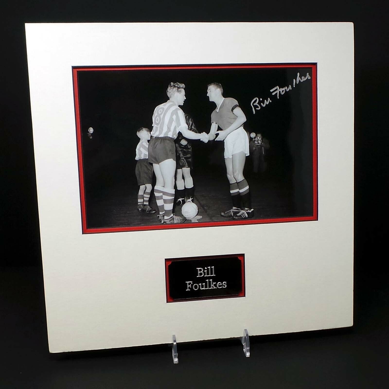 Bill FOULKES Signed & Mounted Manchester United 12x8 Photo Poster painting Display AFTAL RD COA