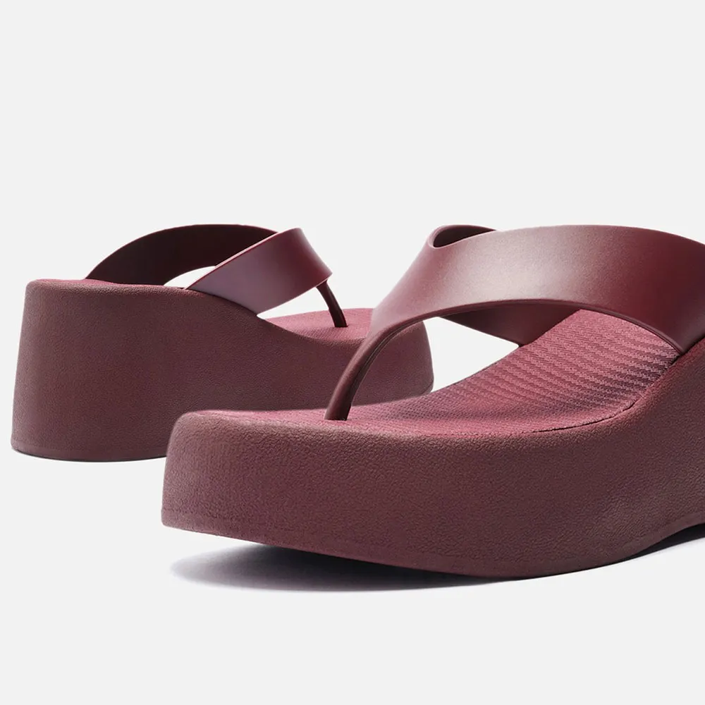 Open Round Toe Platform Wedge Heel Flip Flops for Women in Burgundy