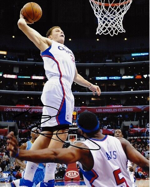 Blake Griffin Signed - Autographed Los Angeles Clippers 8x10 inch Photo Poster painting