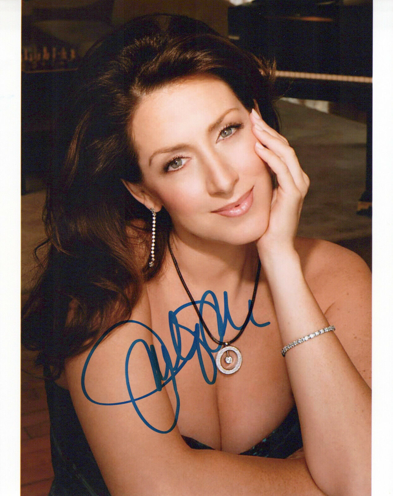 Joely Fisher glamour shot autographed Photo Poster painting signed 8x10 #13