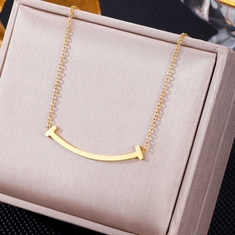 3 Pieces Elegant Minimalist Leaf Four Leaf Clover Insect Stainless Steel Plating Inlay Zircon Pendant Necklace