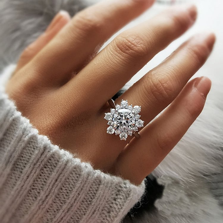 Sterling Silver Snowflake Moissanite Ring