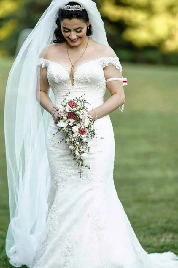 Daisda Long Mermaid Lace Off-the-shoulder Wedding Dress
