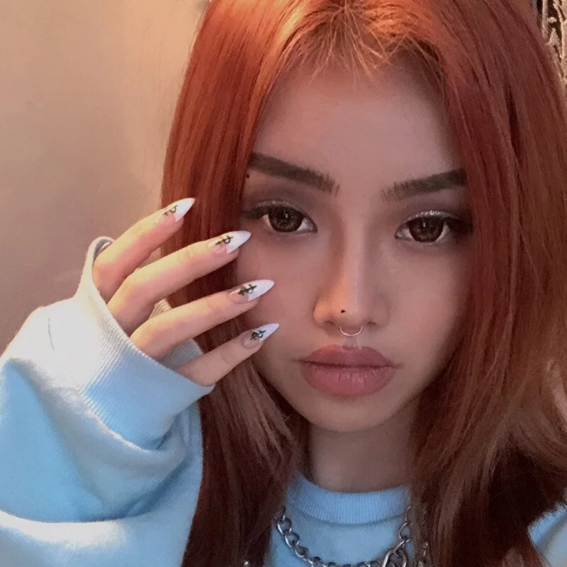 24Pcs/Set Dollar Sign Fake Nails Detachable White Sharp False Nail Decoration Nail Art Tools Press On Fake Nails With Glue-Nail Inspo