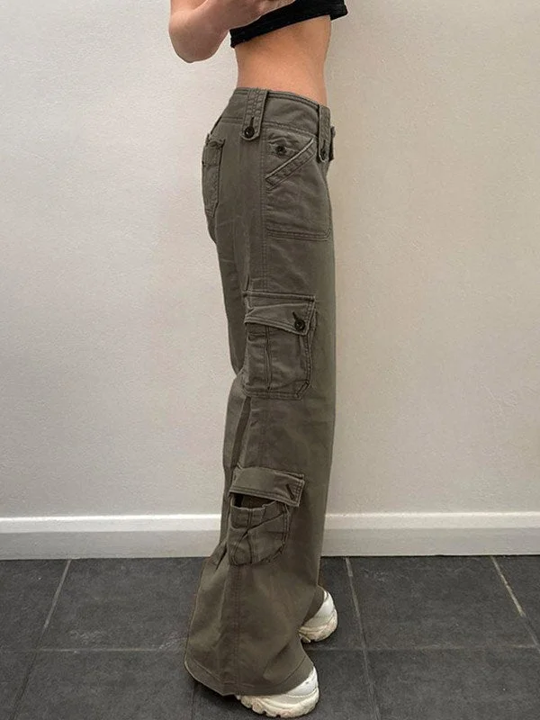 Brownm leg cargo jeans with buttons