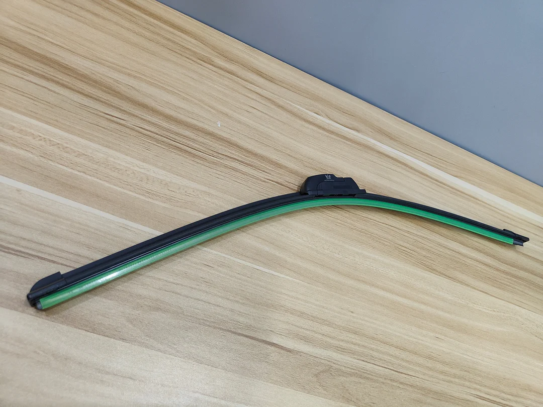 HEPHTONGS 22 Inch Premium AllSeasons Durable Stable And Quiet Windshield Wiper Blades for Car