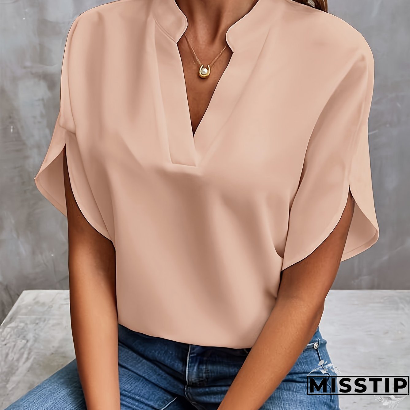 Vera - Elegant lightweight blouse