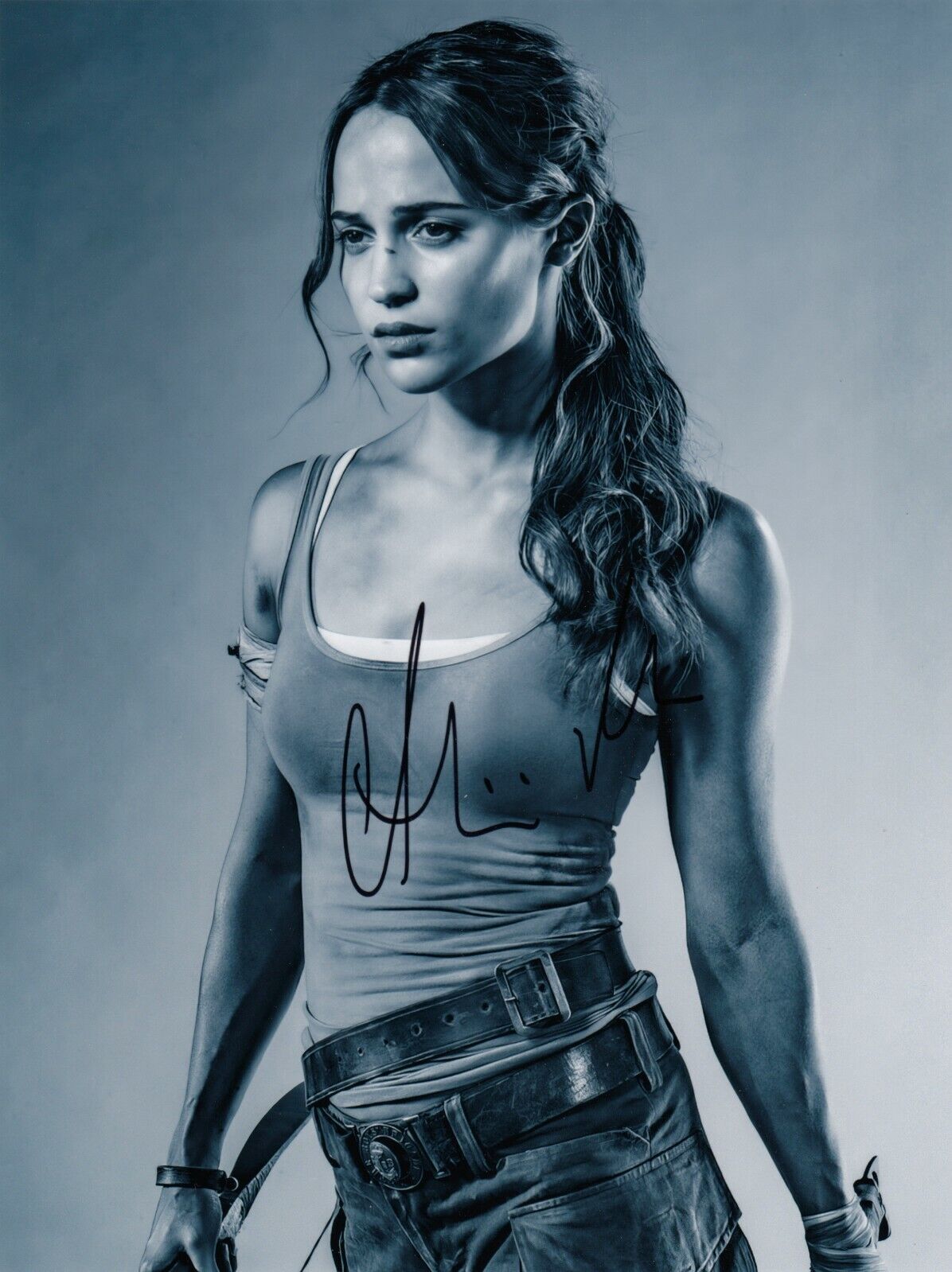 Alicia Vikander Signed Auto 8 x 10 Photo Poster paintinggraph