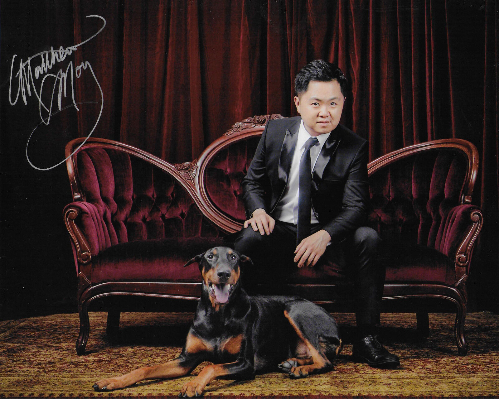 Matthew Moy Original In Person Autographed 8X10 Photo Poster painting - Two Broke Girls