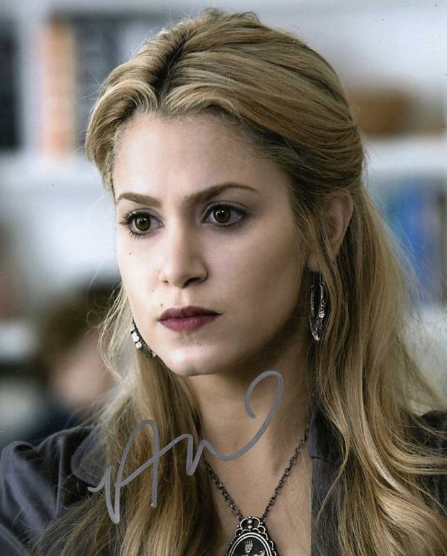 NIKKI REED TWILIGHT NEW MOON SIGNED 8X10 PICTURE*PROOF