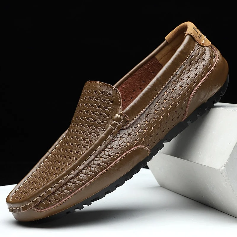 Italian Men Casual Shoes Luxury Brand Genuine Leather Mens Loafers Moccasins Soft Breathable Slip on Boat Shoes Plus Size 37-47