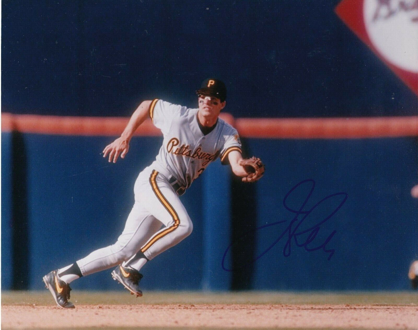 JAY BELL PITTSBURGH PIRATES ACTION SIGNED 8x10