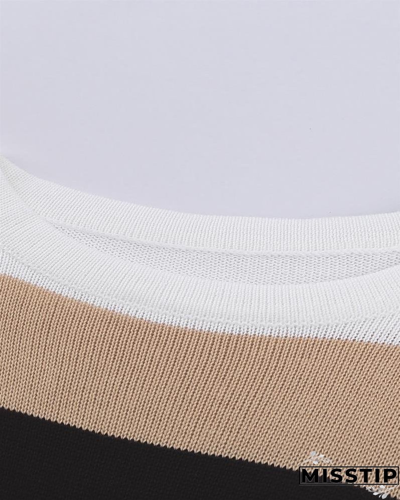 Fashionable and Effortless winter Sweater
