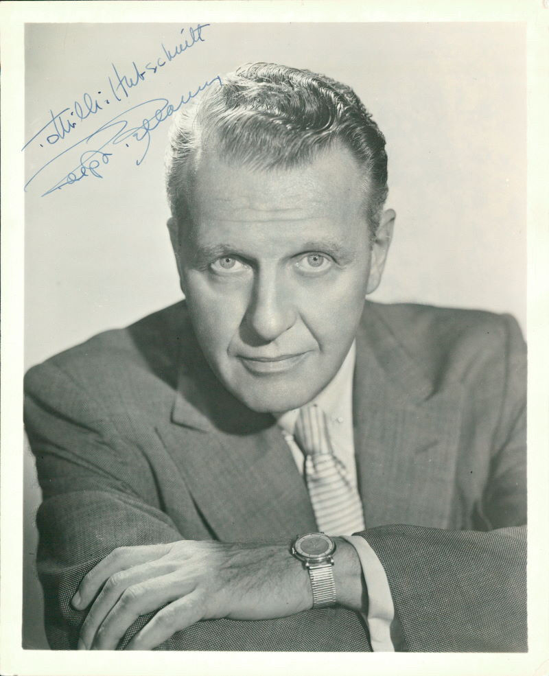 Ralph Bellamy (Vintage, Inscribed) signed Photo Poster painting COA