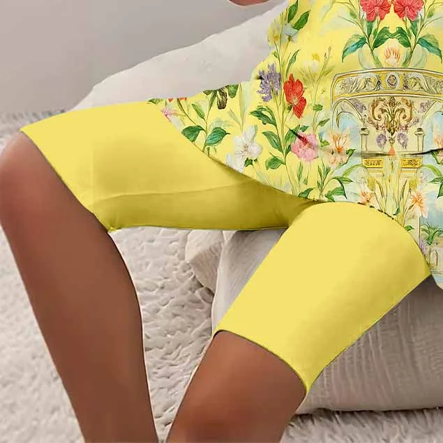 Women Floral, Yellow, Red DZCJ0167 Short Sleeve Tops and Shorts Plus Size