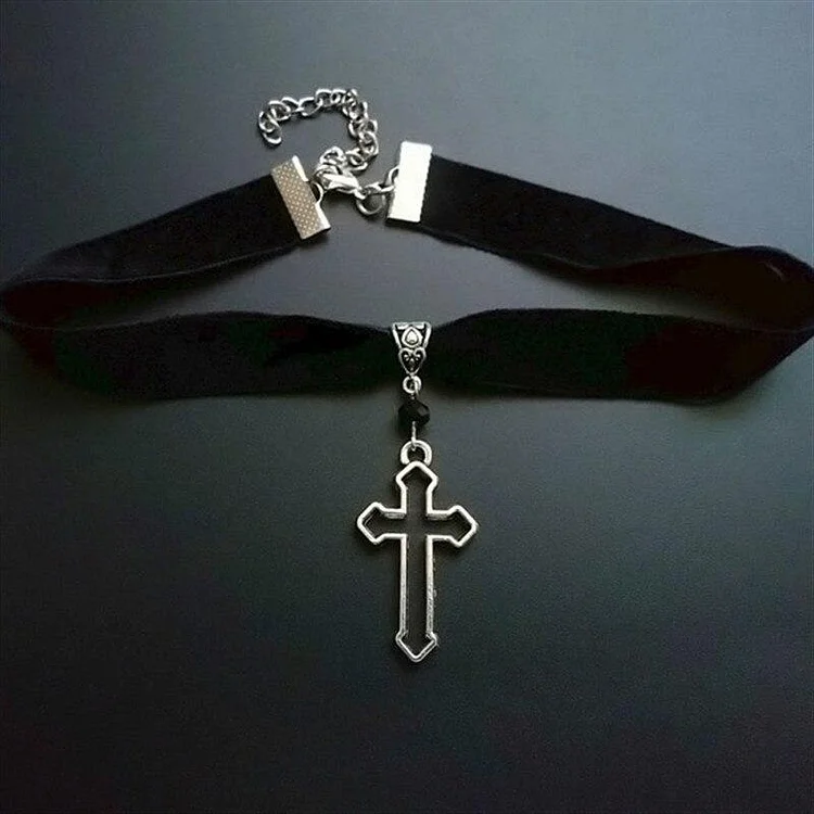 GOTHIC CROSS BLACK CHOKER