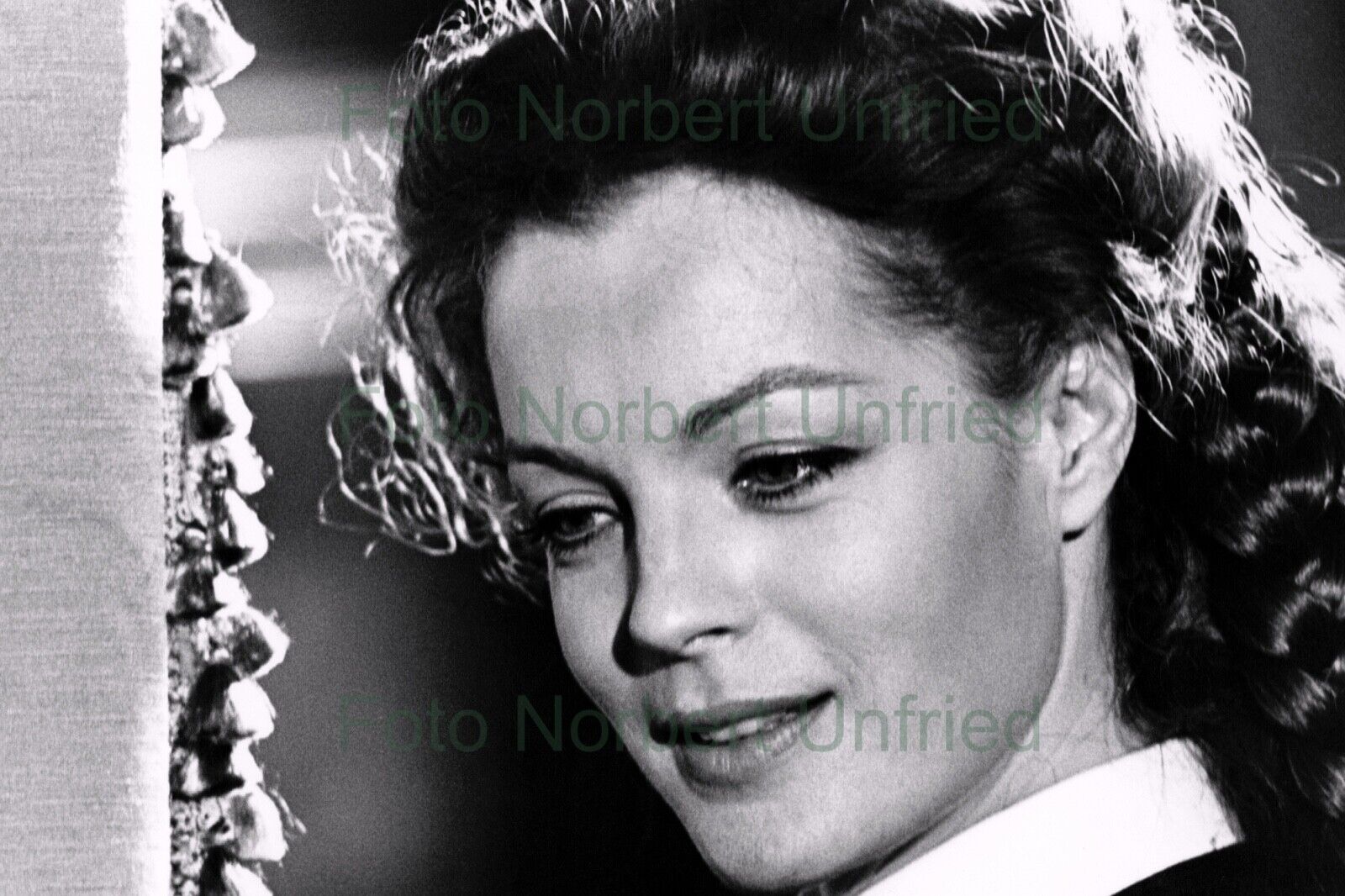 Romy Schneider 10 X 15 CM Photo Poster painting Without Autograph (Star-16