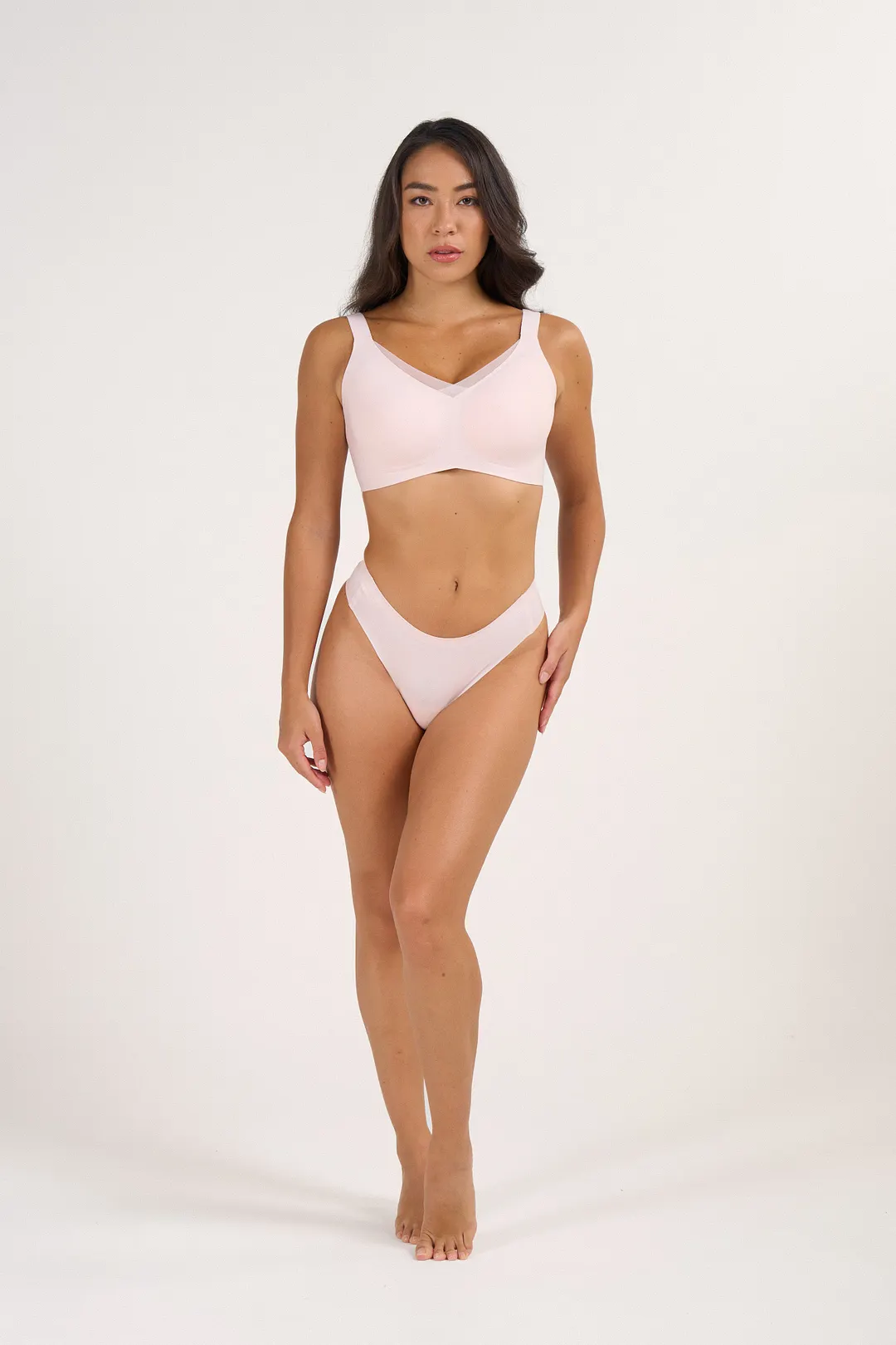 Wireless Support & Lift V-Neck Mesh Bra