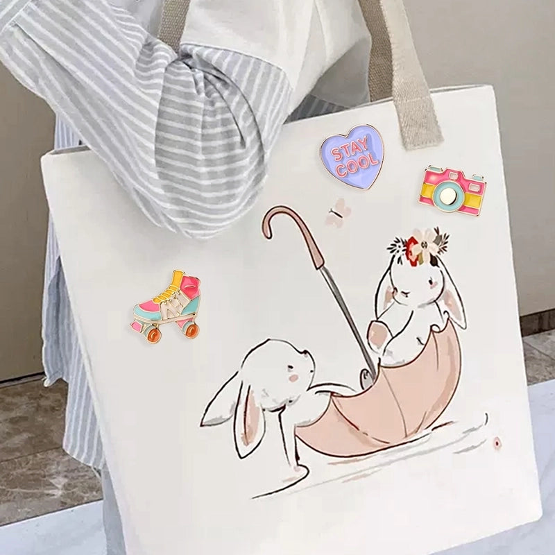 Cute Romantic Sweet Skates Camera Heart Shape Alloy Enamel Kid’S Adults Brooches