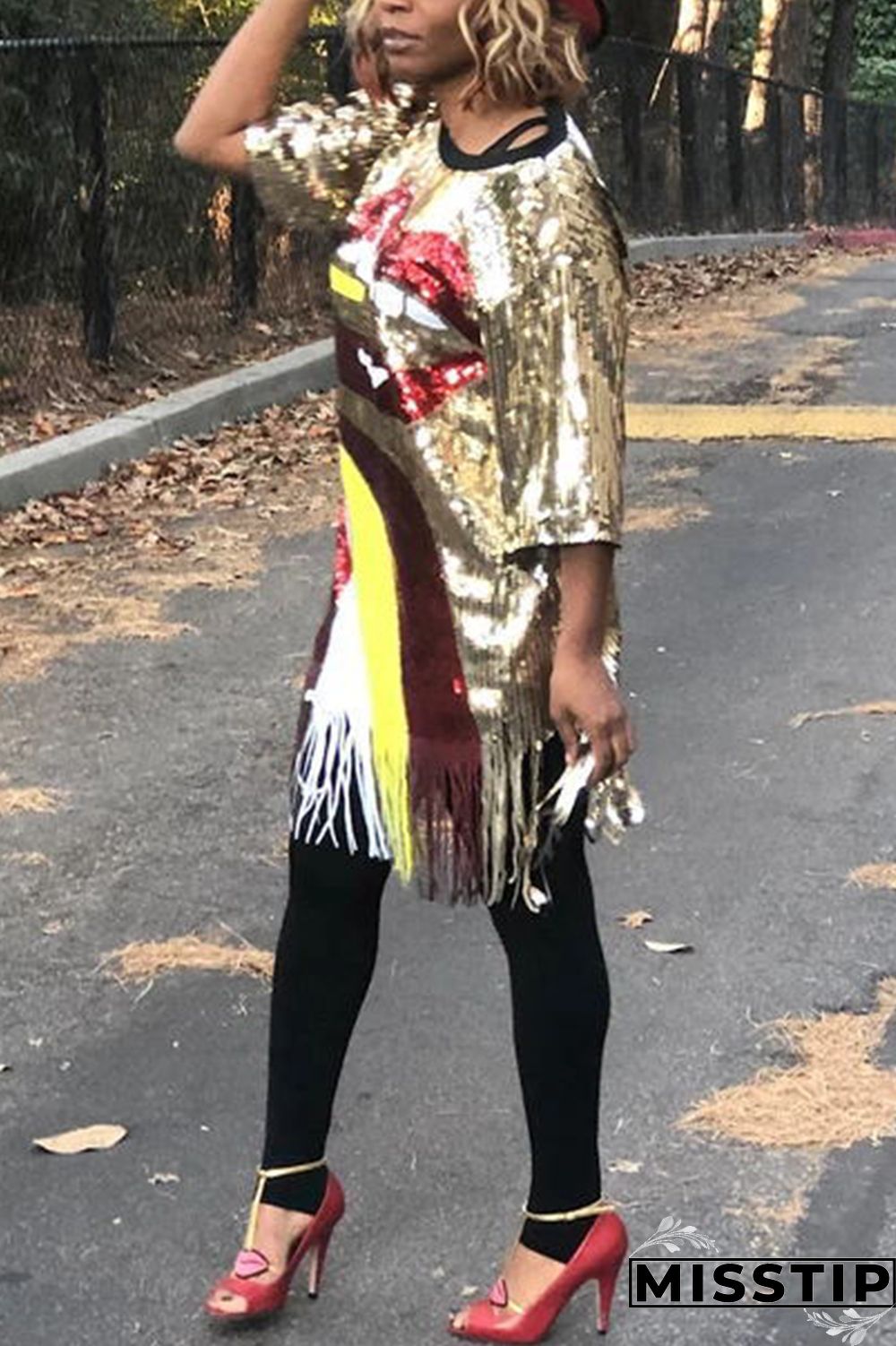Gold Fashion Tassel Short Sleeve Sequin Dress