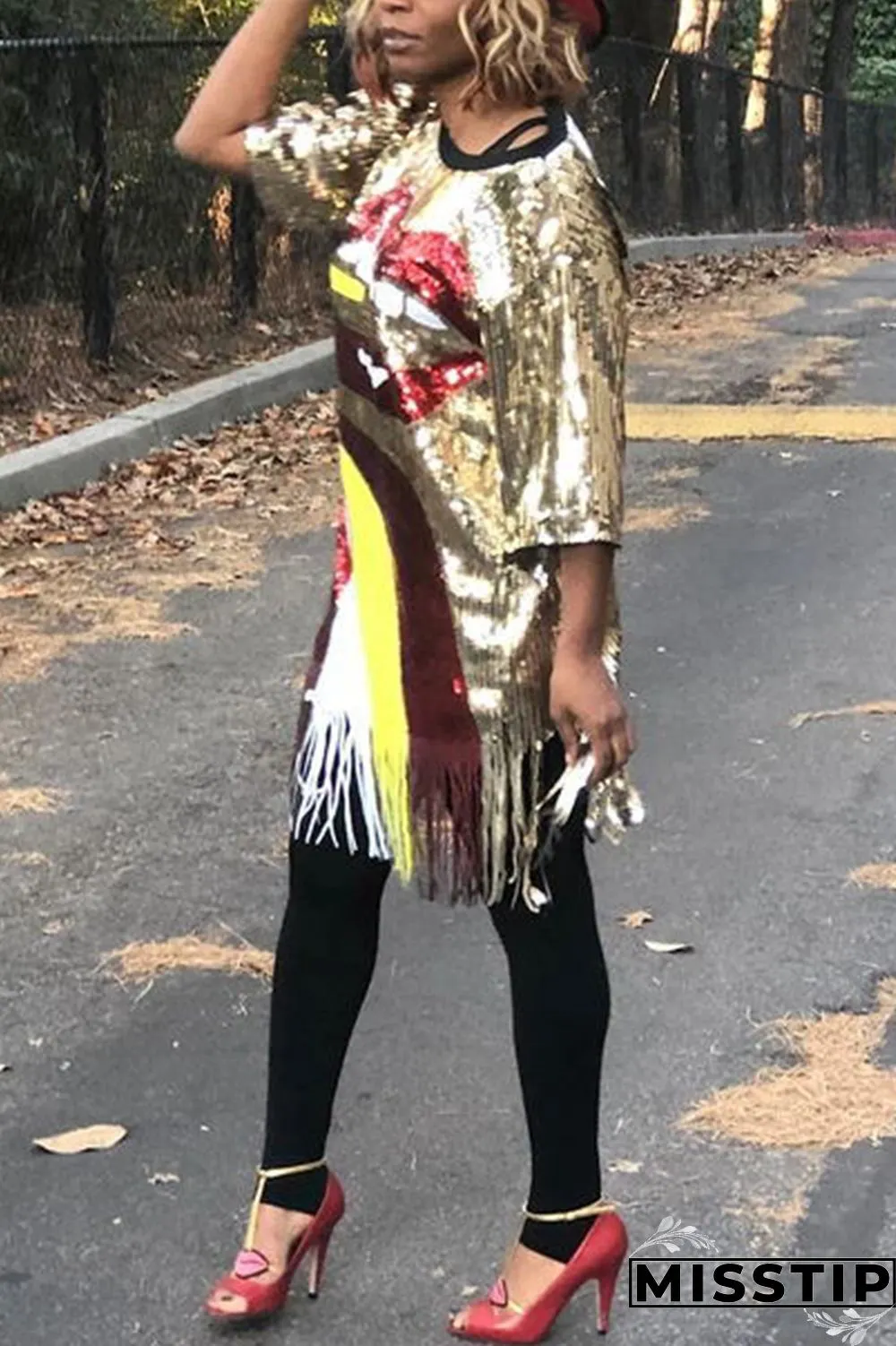 Gold Fashion Tassel Short Sleeve Sequin Dress