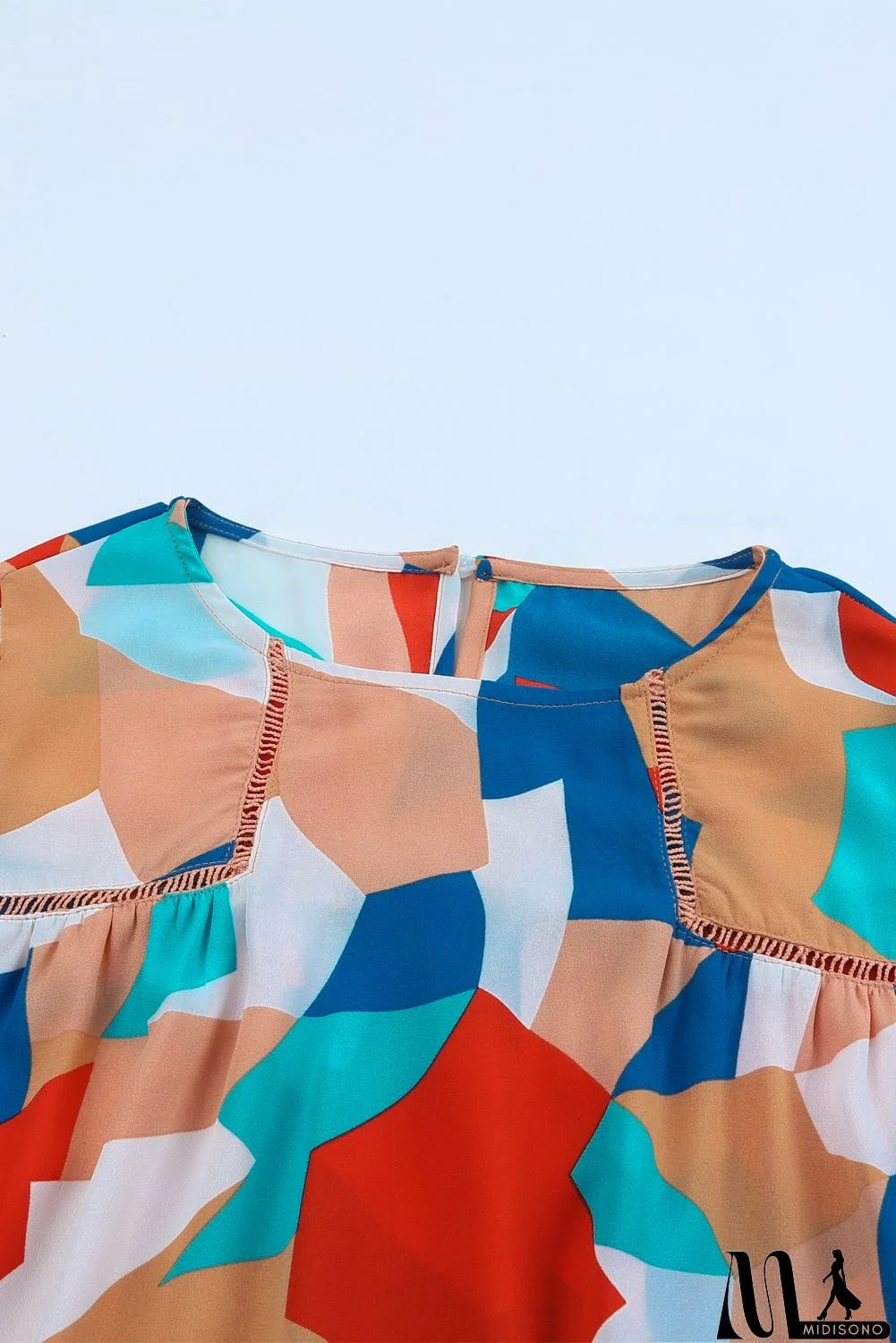 MidiSono - Abstract Pattern Crewneck Ruffled Puff Sleeve Blouse