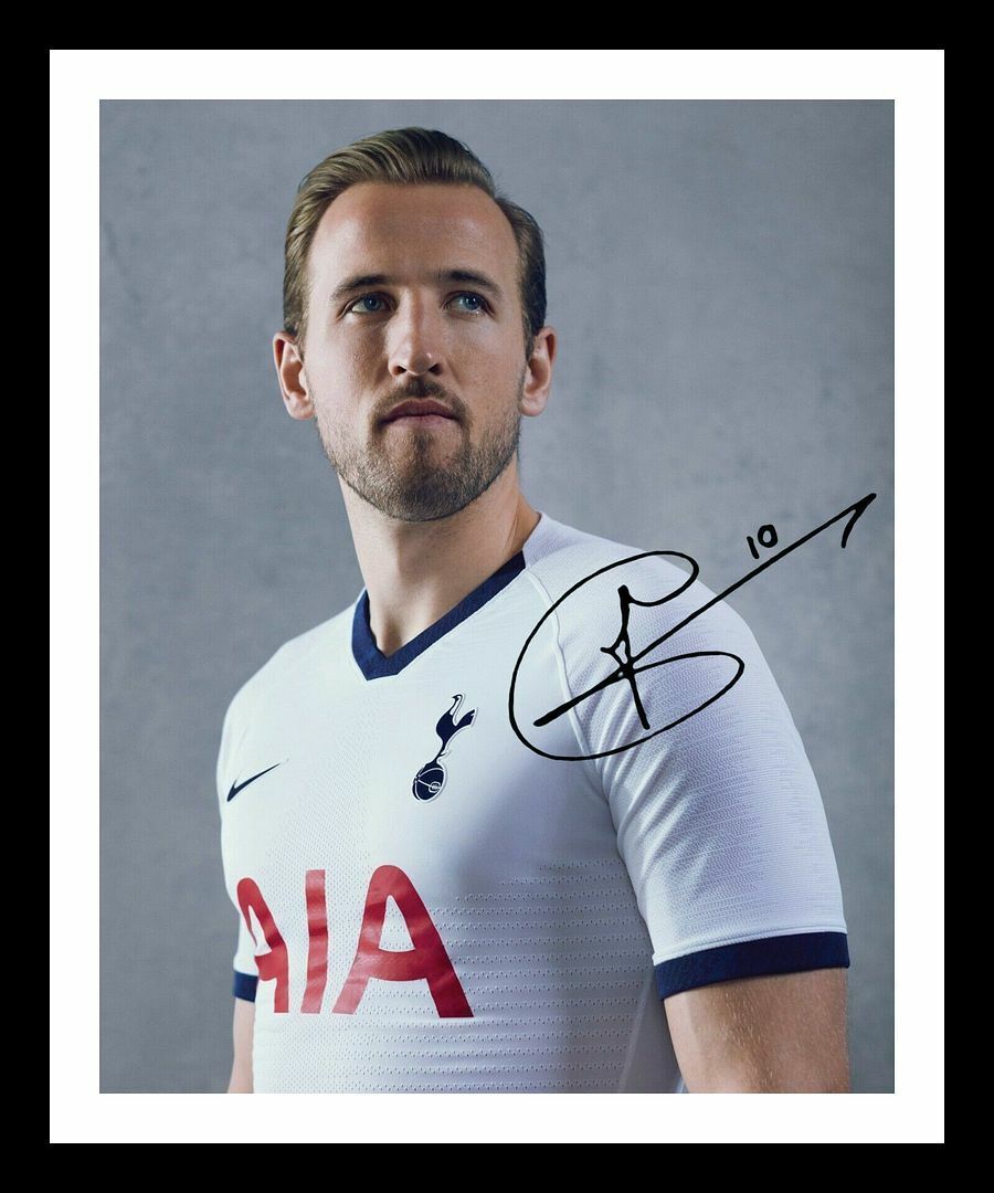 Harry Kane - Tottenham Hotspur Autograph Signed & Framed Photo Poster painting 1